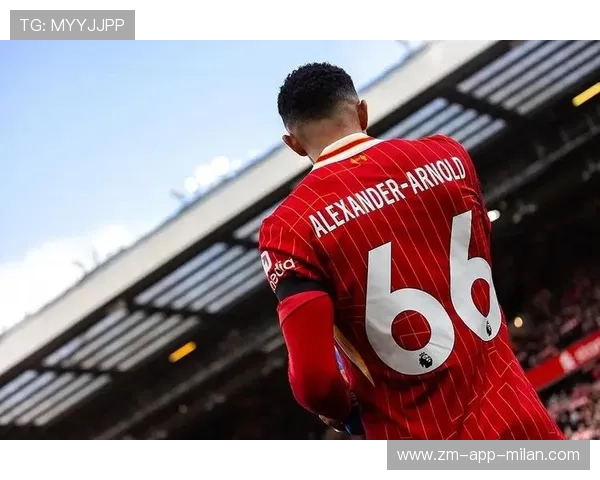 利物浦阿诺德斜长传训练更精准——打造未来传球大师的秘密武器